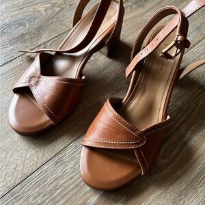 Vionic Brown Leather Heeled Shoes - Isadora Sandals - Size 7.5